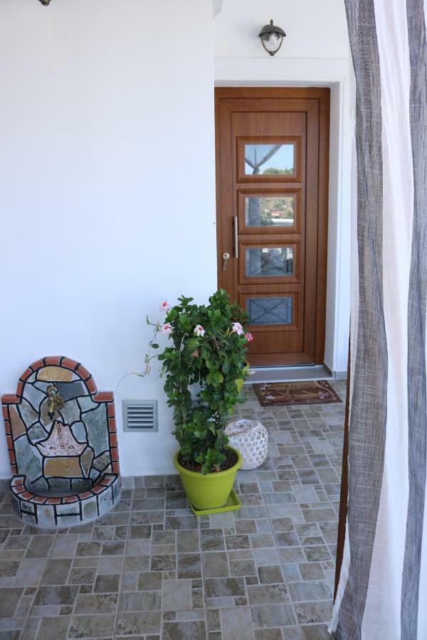 Evilio Votsi  Exterior photo
